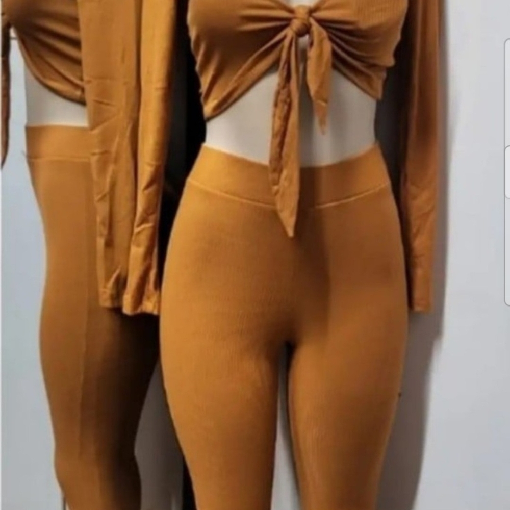 Women's Chic Tan Leggings Set